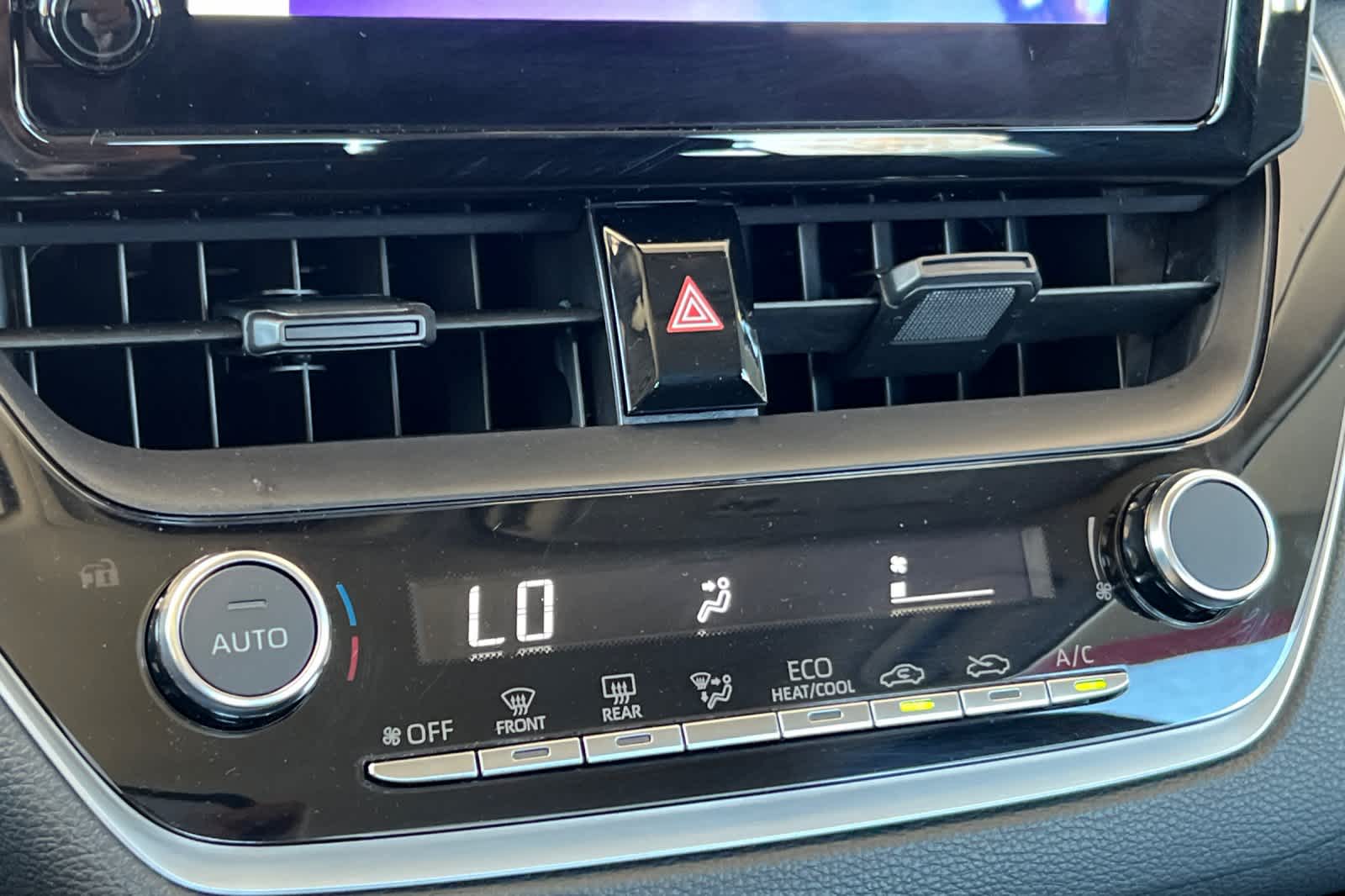 Thumbnail: 2025 Toyota Corolla - 20