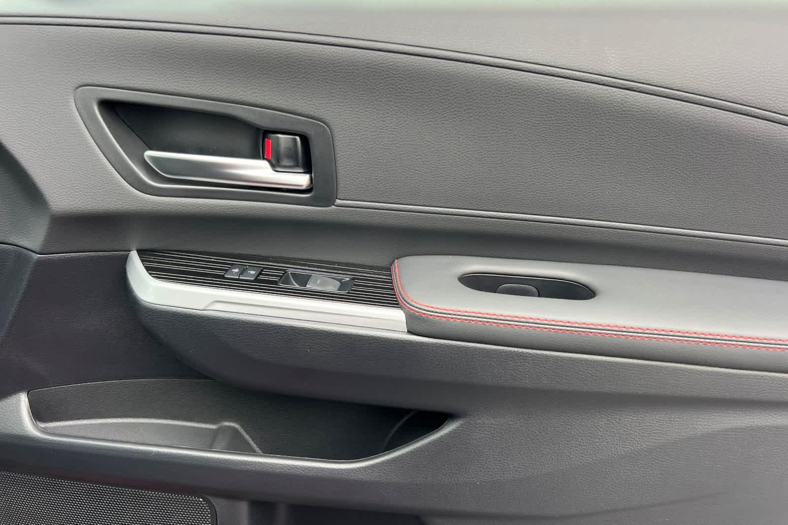 Thumbnail: 2026 Toyota Sienna - 19