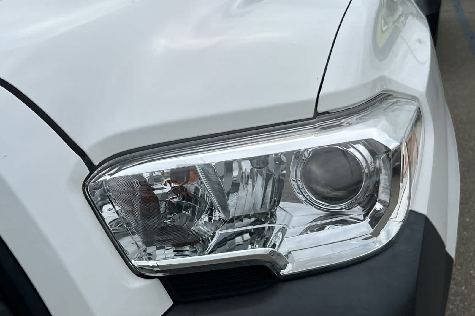 Thumbnail: 2021 Toyota Tacoma - 11