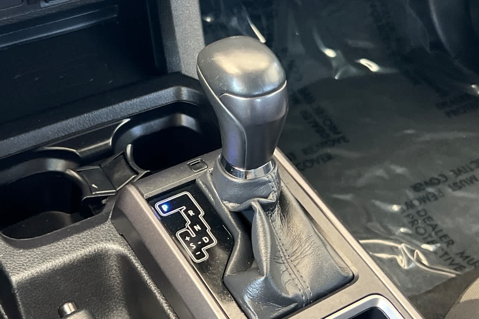 Thumbnail: 2023 Toyota Tacoma - 21