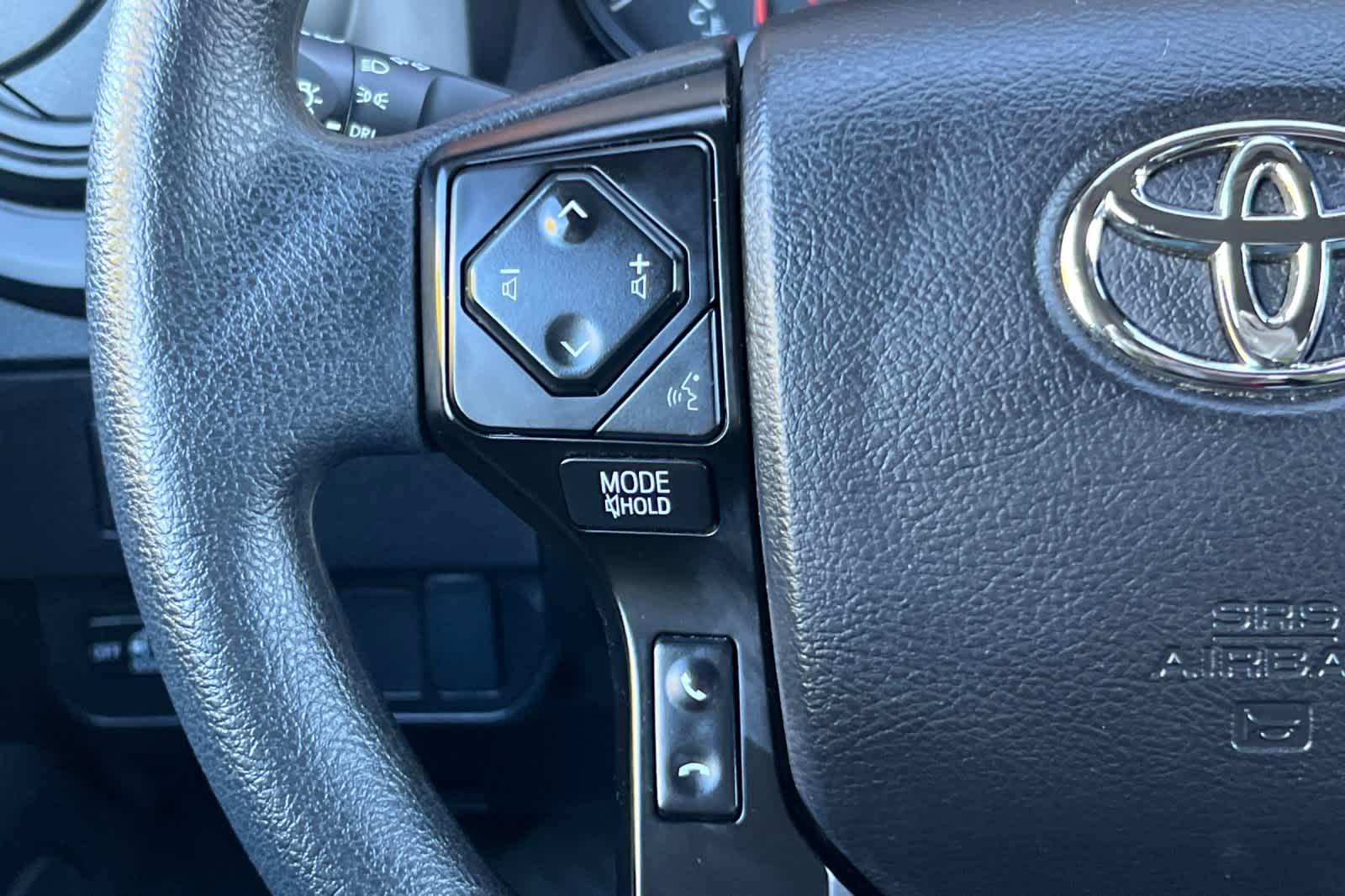 Thumbnail: 2022 Toyota Tacoma - 23