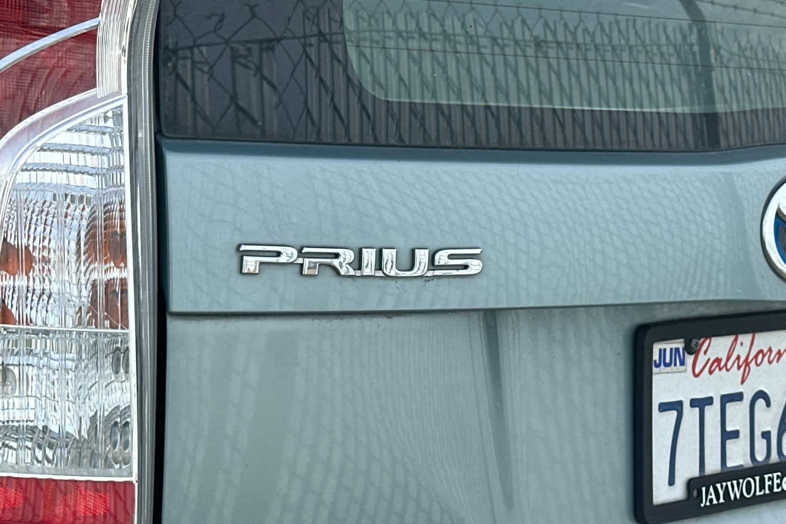 Thumbnail: 2012 Toyota Prius - 7
