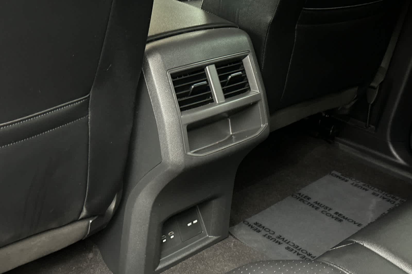 Thumbnail: 2021 Volkswagen Atlas - 14