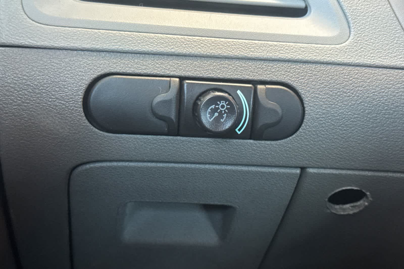 Thumbnail: 2012 Chevrolet Malibu - 26