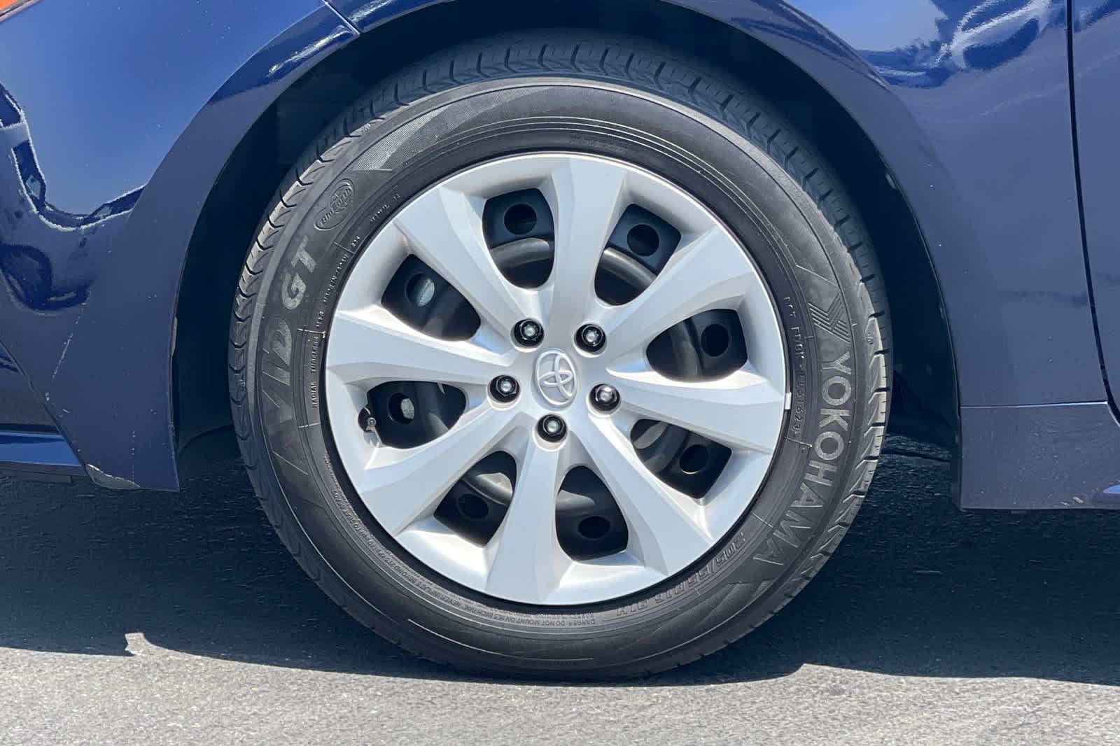 Thumbnail: 2023 Toyota Corolla - 28