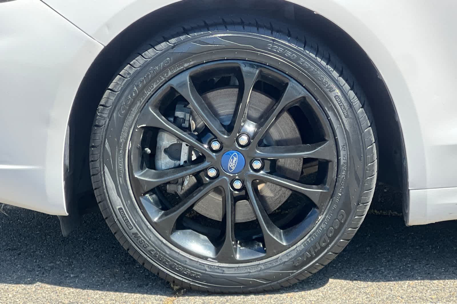 Thumbnail: 2019 Ford Fusion - 31