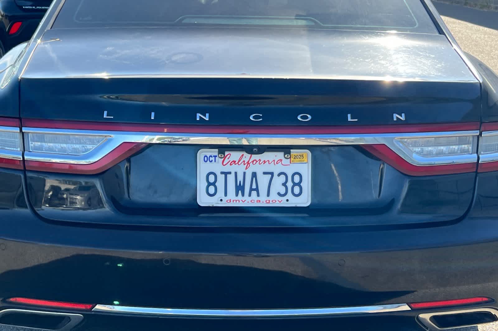 Thumbnail: 2018 Lincoln Continental - 15