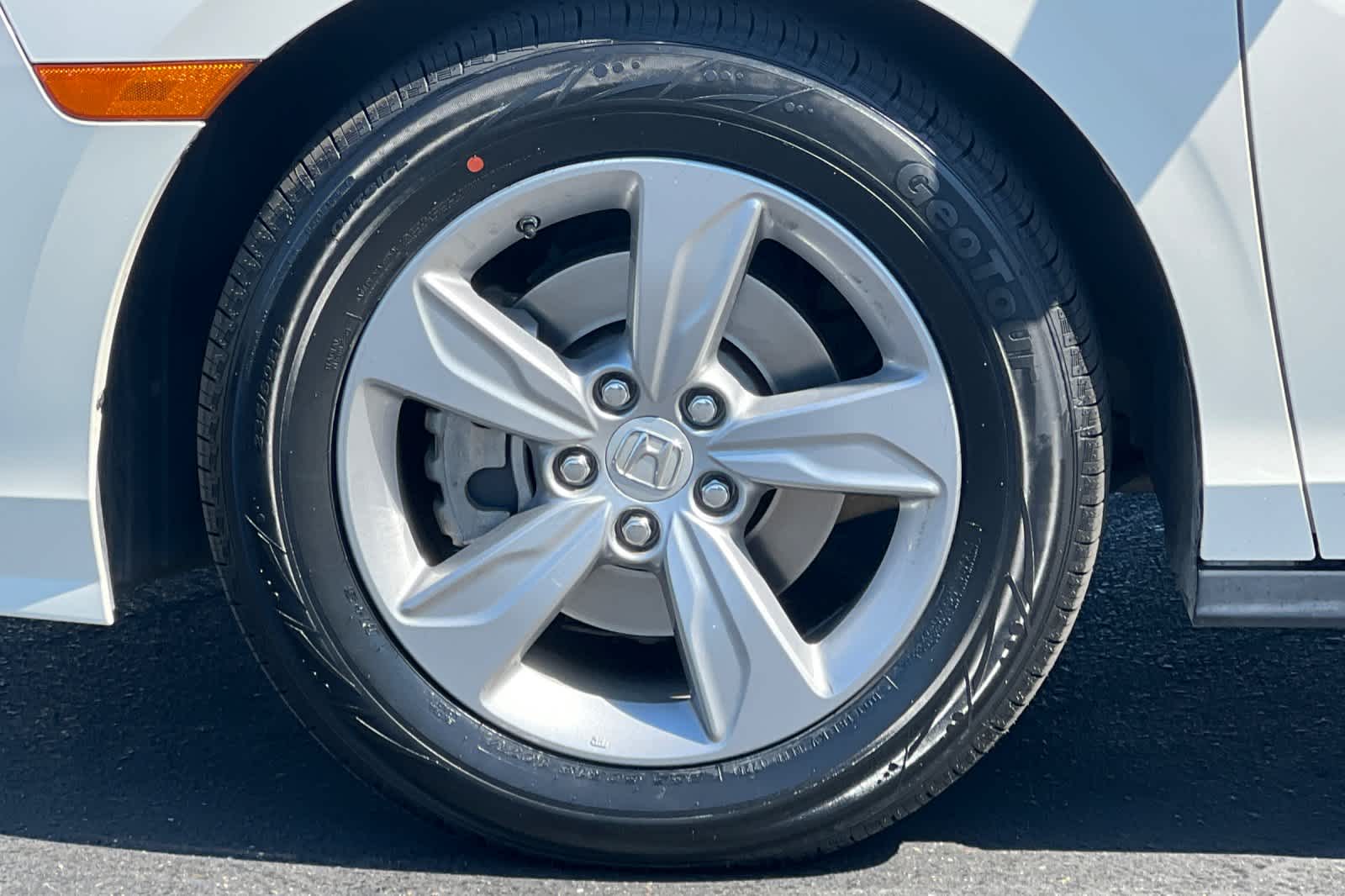 Thumbnail: 2018 Honda Odyssey - 28