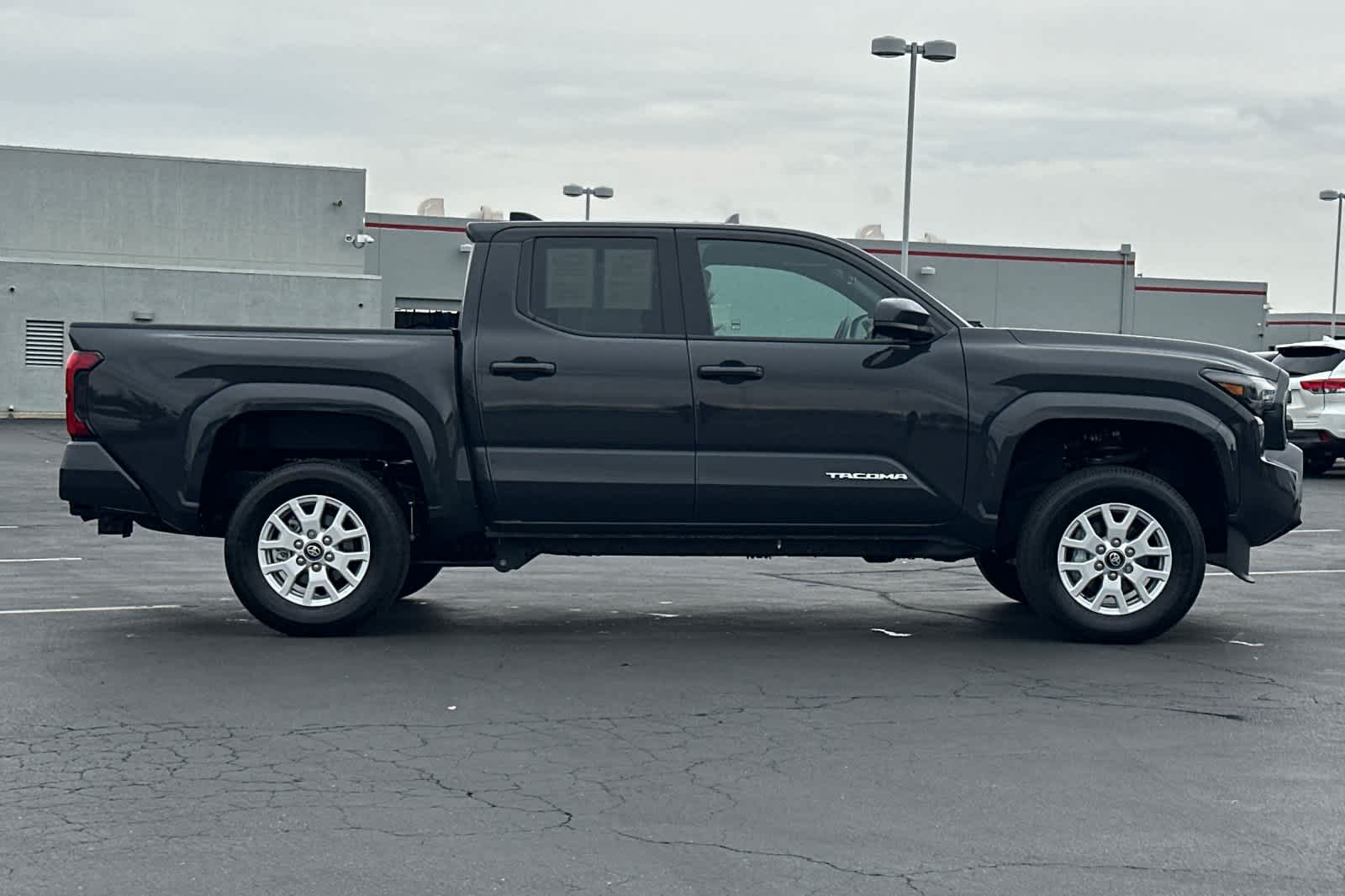 Thumbnail: 2024 Toyota Tacoma - 6