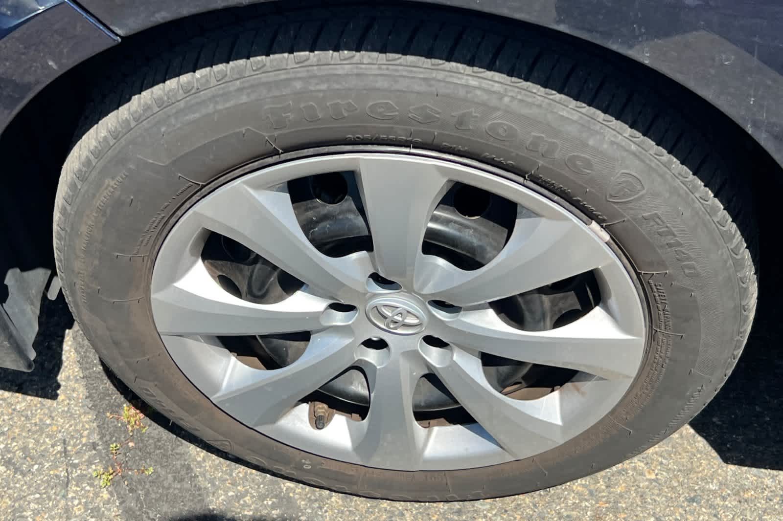 Thumbnail: 2023 Toyota Corolla - 10