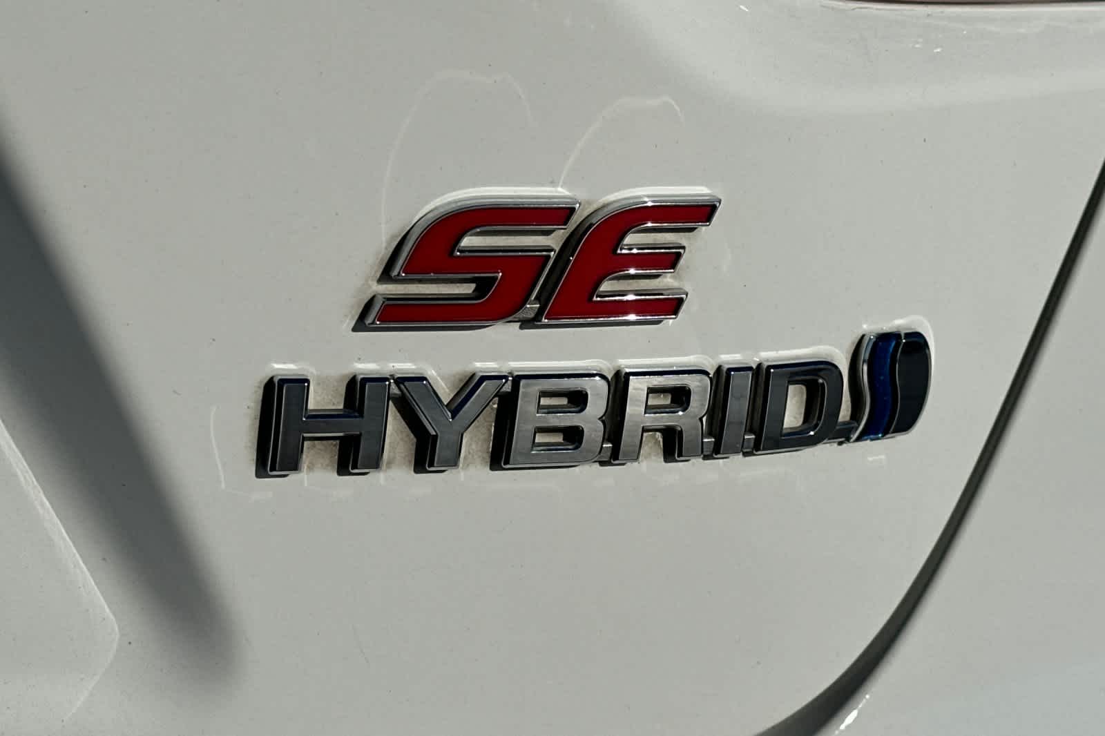 Thumbnail: 2023 Toyota Corolla - 31