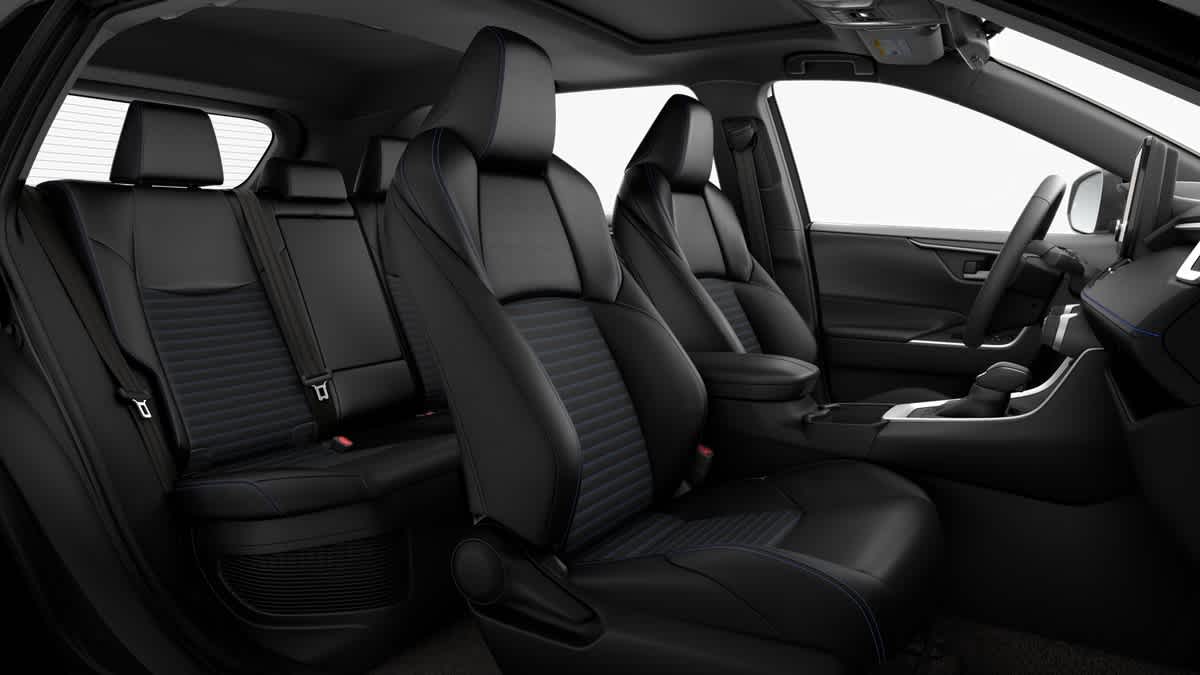 Thumbnail: 2025 Toyota RAV4 - 20