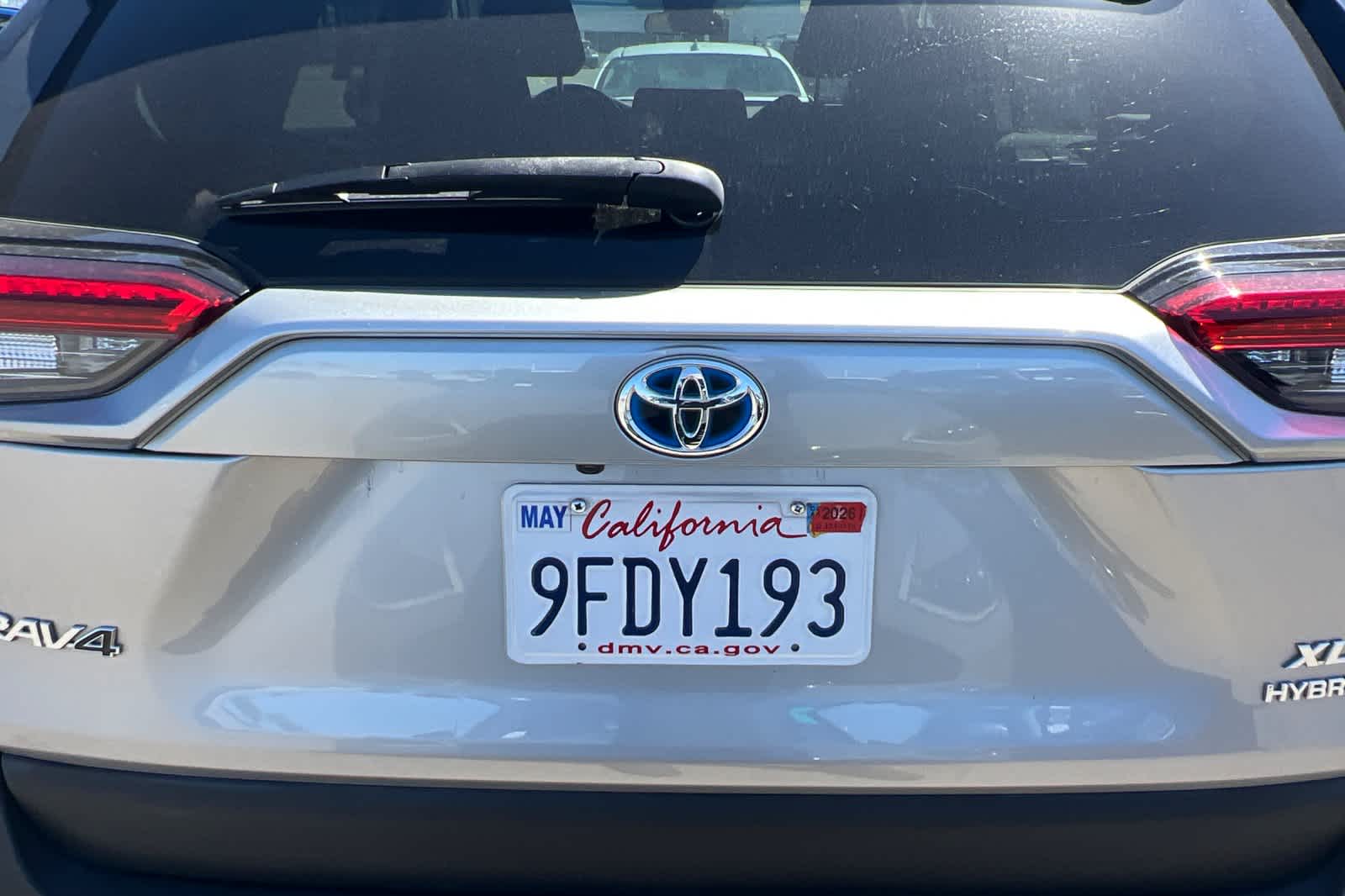 Thumbnail: 2022 Toyota RAV4 - 19