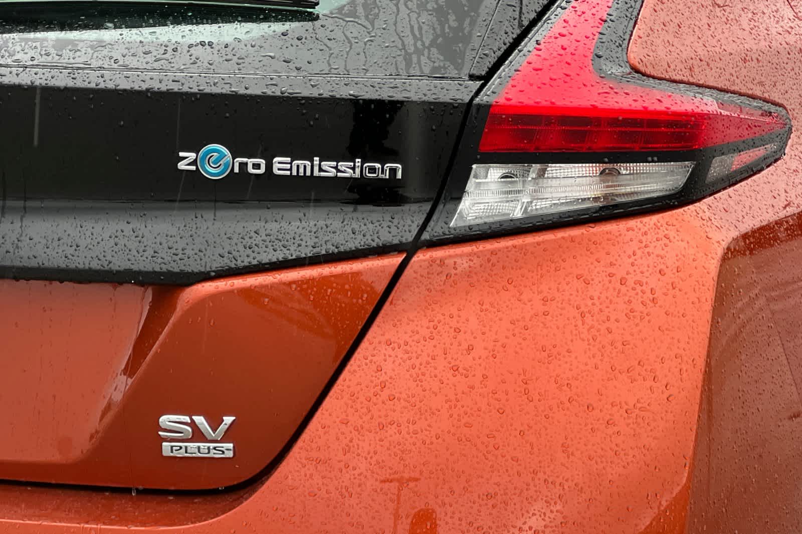 Thumbnail: 2022 Nissan Leaf - 32