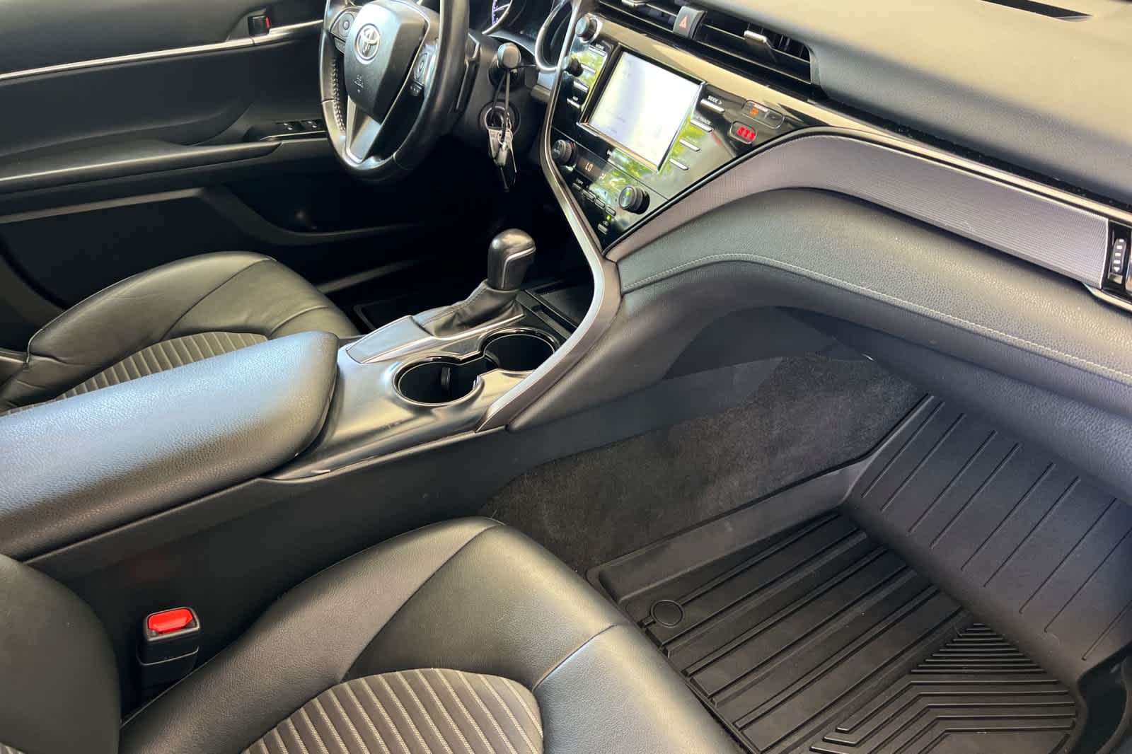 Thumbnail: 2020 Toyota Camry - 15