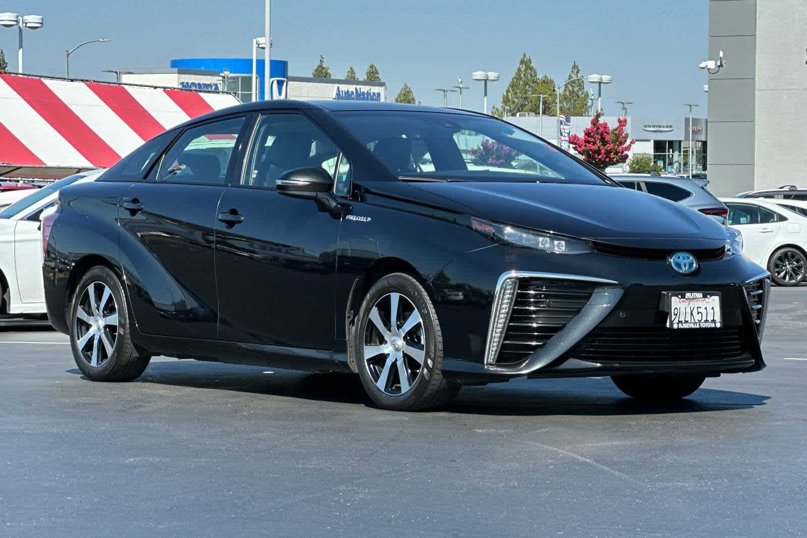 Thumbnail: 2019 Toyota Mirai - 5
