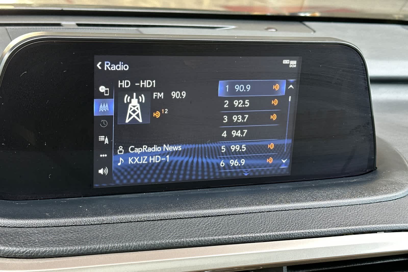 Thumbnail: 2022 Lexus RX - 20