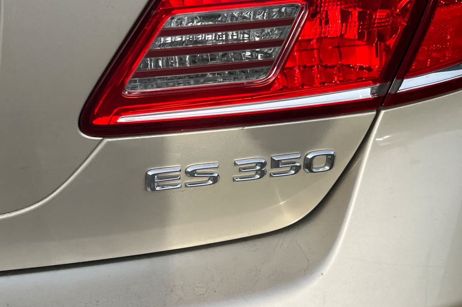 Thumbnail: 2010 Lexus ES - 7