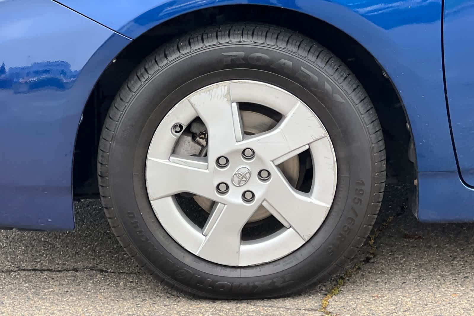 Thumbnail: 2010 Toyota Prius - 32