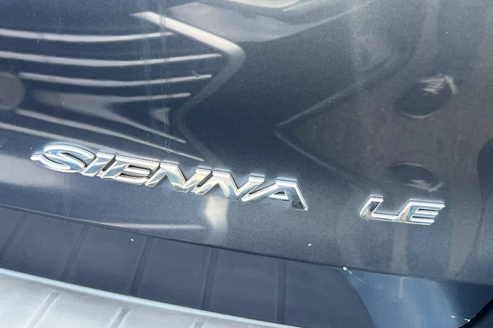 Thumbnail: 2007 Toyota Sienna - 7