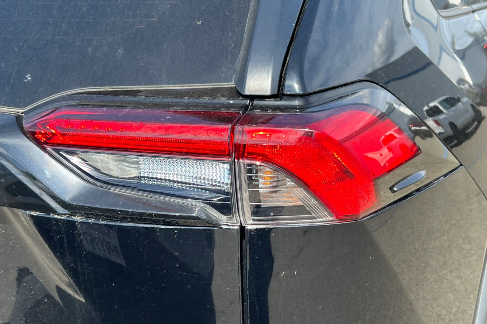 Thumbnail: 2021 Toyota RAV4 - 18