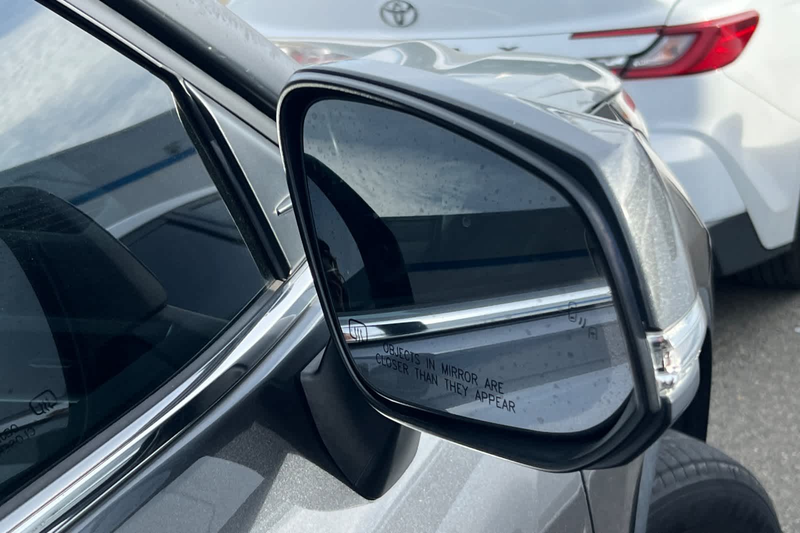 Thumbnail: 2020 Toyota Highlander - 13