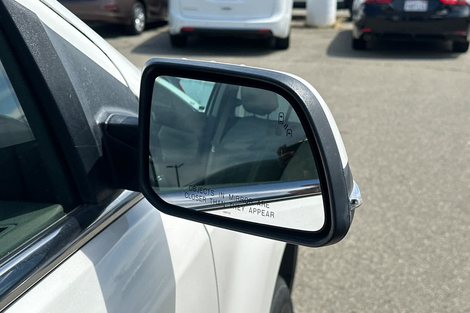 Thumbnail: 2013 Ford Edge - 16