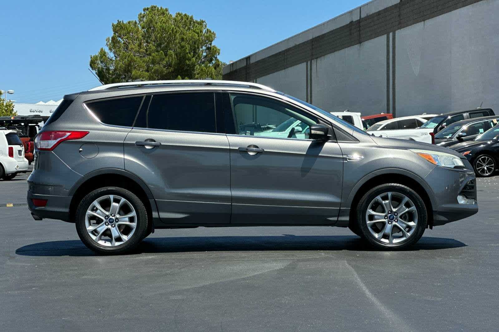 Thumbnail: 2014 Ford Escape - 6