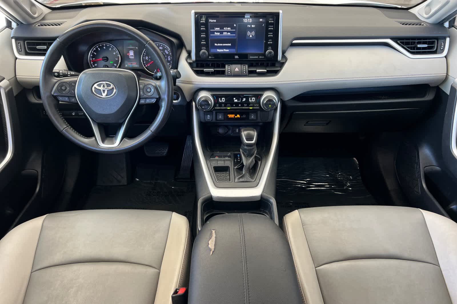 Thumbnail: 2019 Toyota RAV4 - 3