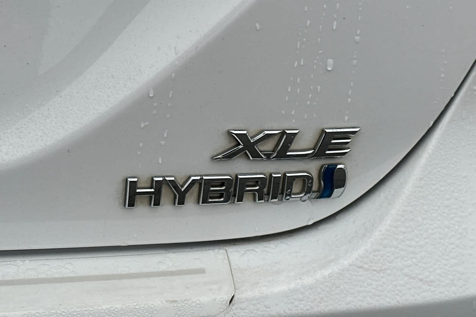 Thumbnail: 2018 Toyota Camry - 31