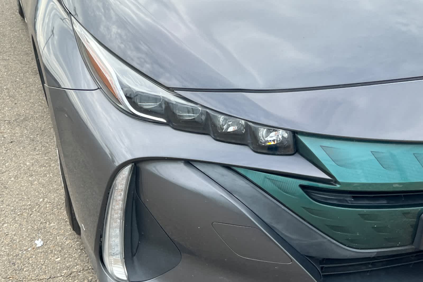 Thumbnail: 2017 Toyota Prius Prime - 14