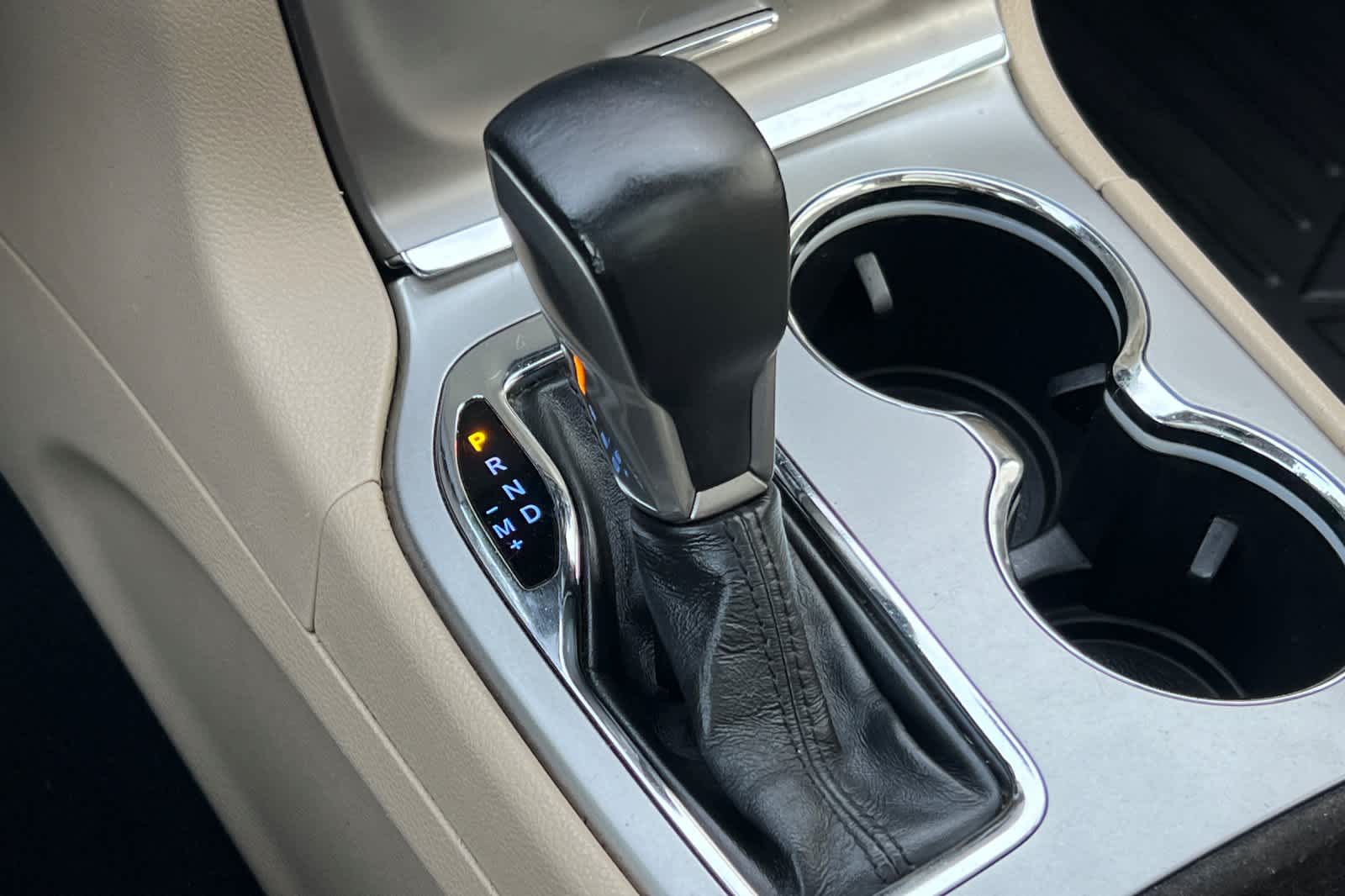 Thumbnail: 2019 Jeep Grand Cherokee - 24