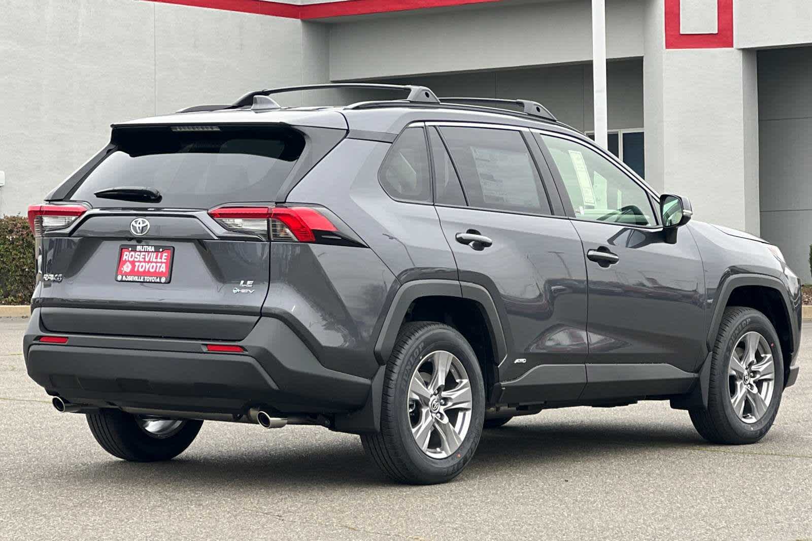 Thumbnail: 2025 Toyota RAV4 - 2