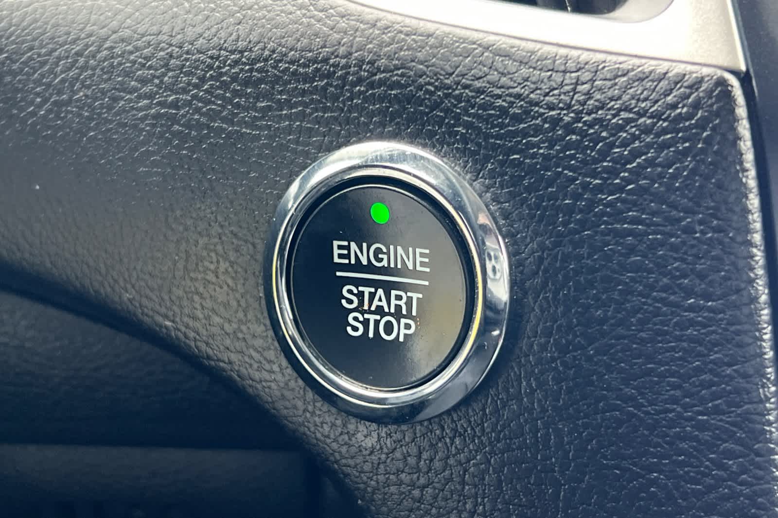 Thumbnail: 2022 Ford Edge - 25