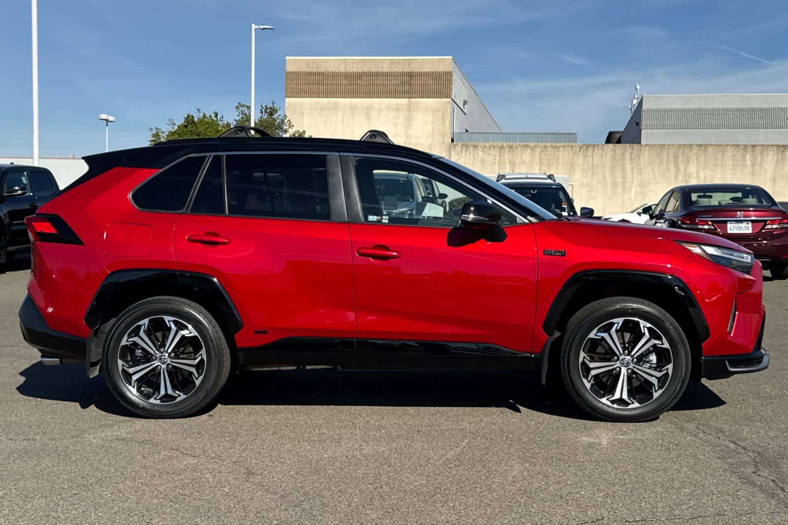 Thumbnail: 2024 Toyota RAV4 - 6