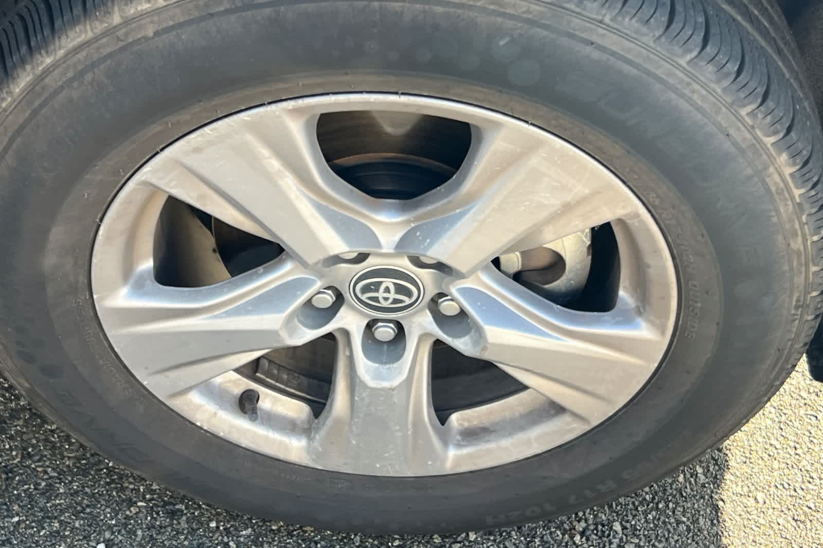 Thumbnail: 2025 Toyota RAV4 - 12