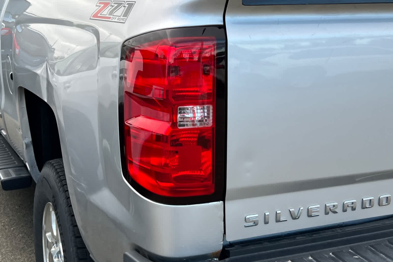 Thumbnail: 2015 Chevrolet Silverado 3500 - 14
