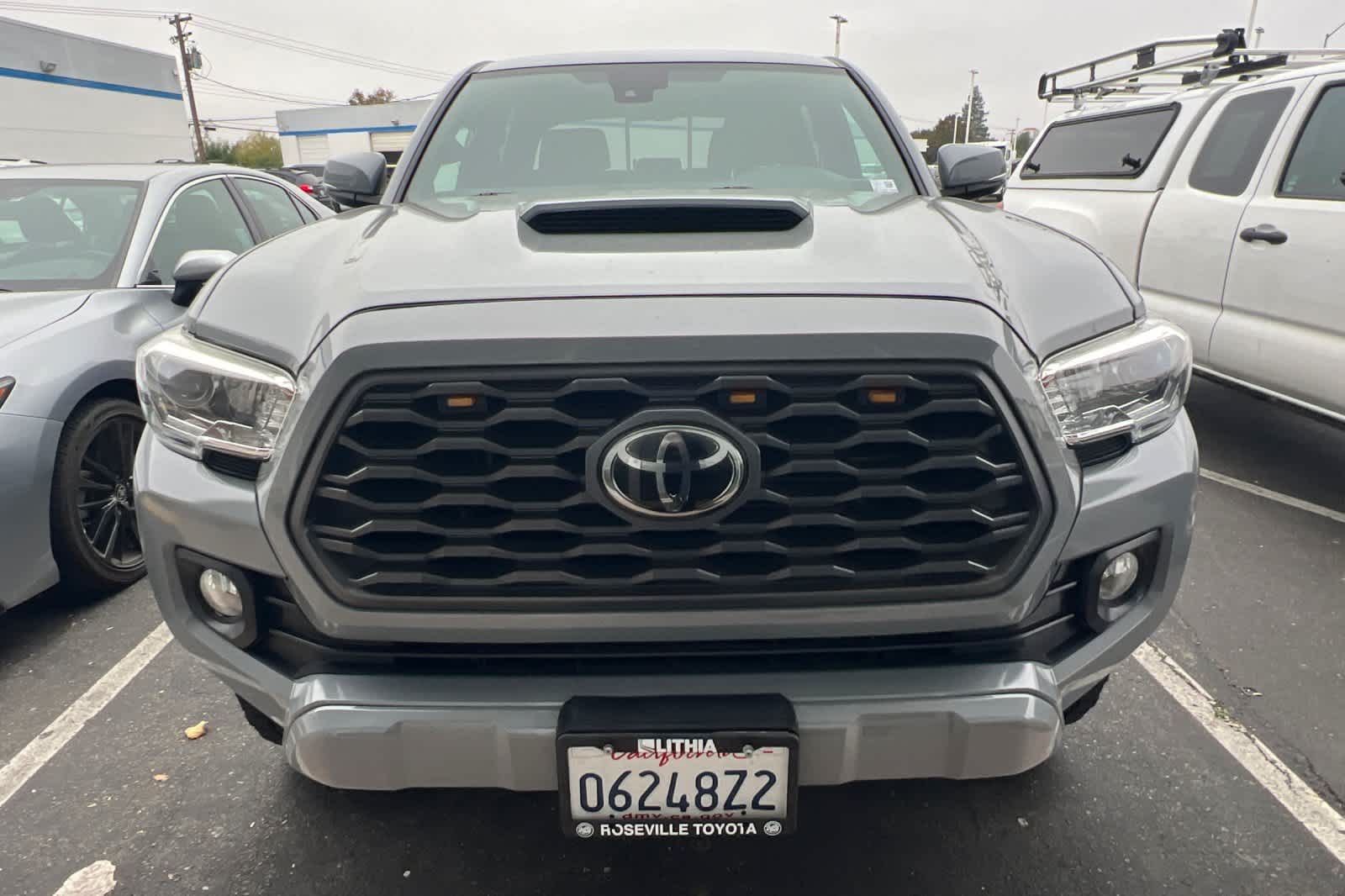Thumbnail: 2020 Toyota Tacoma - 6