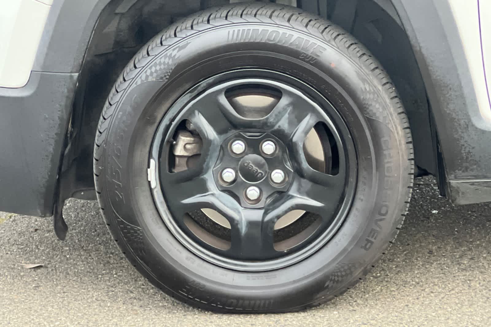 Thumbnail: 2017 Jeep Renegade - 27