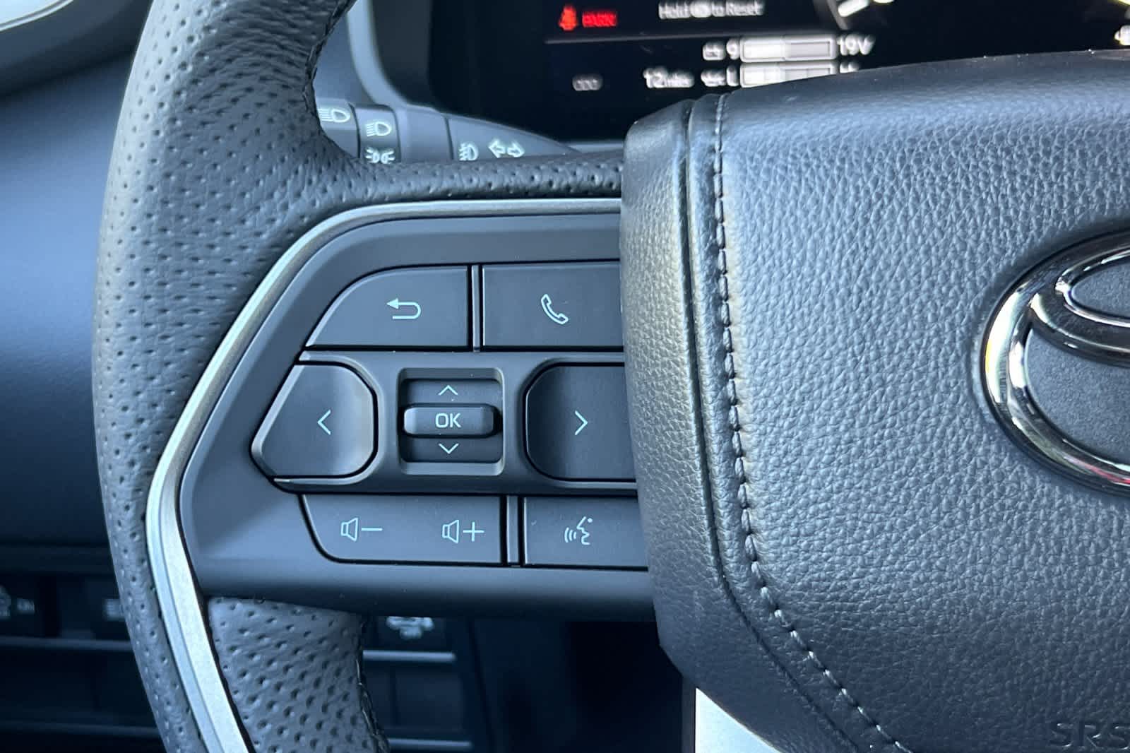 Thumbnail: 2026 Toyota Tundra - 25