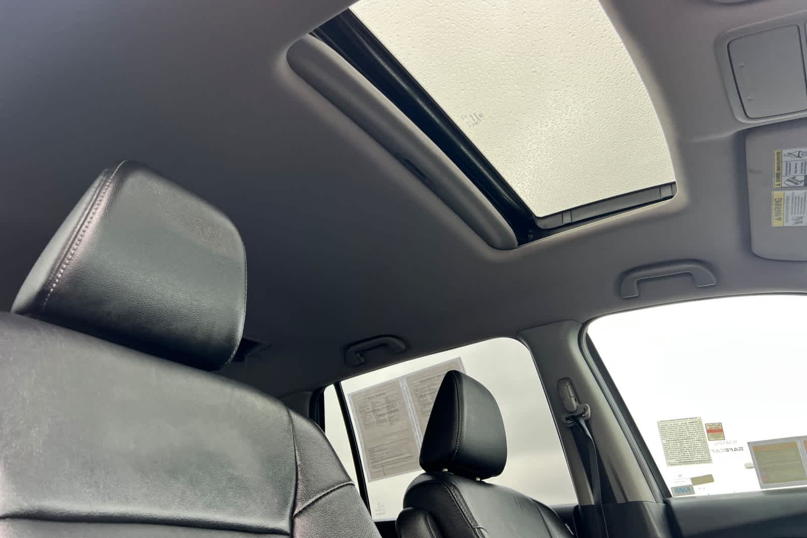 Thumbnail: 2016 Honda Pilot - 19