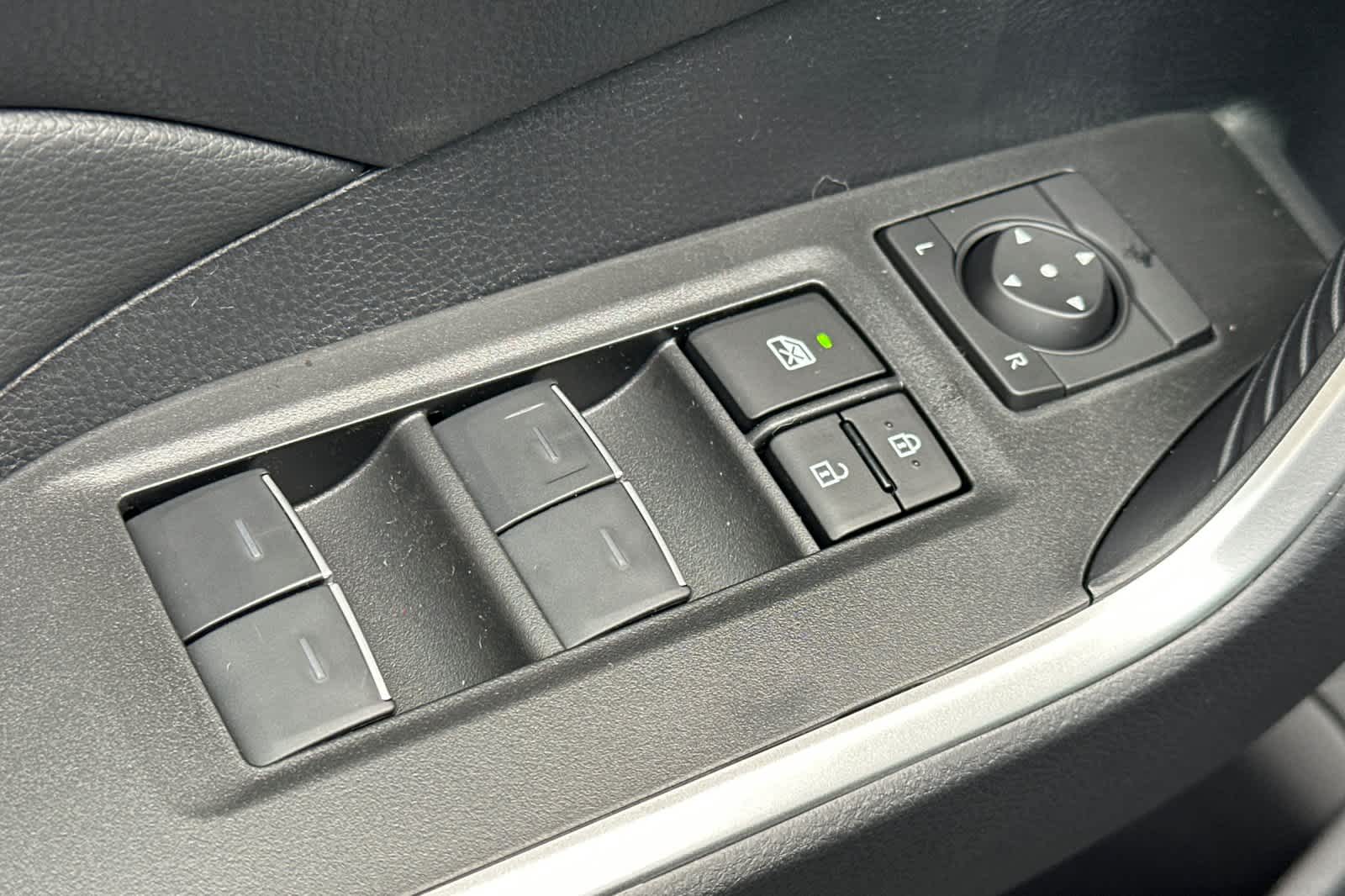 Thumbnail: 2025 Toyota RAV4 - 13