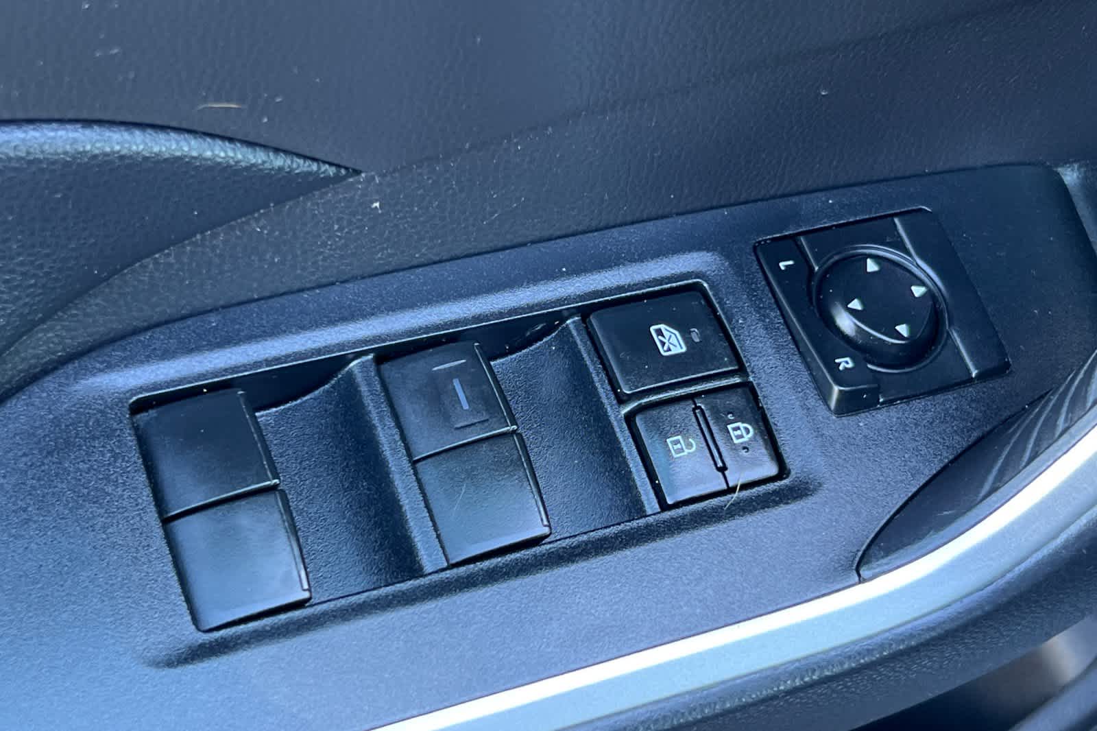 Thumbnail: 2021 Toyota RAV4 - 13