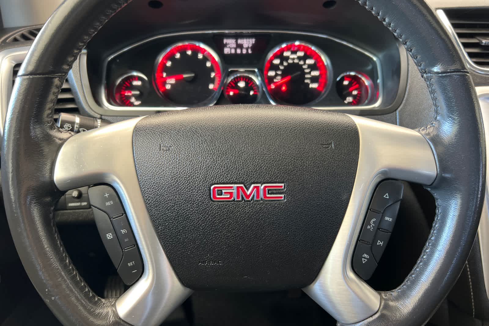 Thumbnail: 2016 GMC Acadia - 26