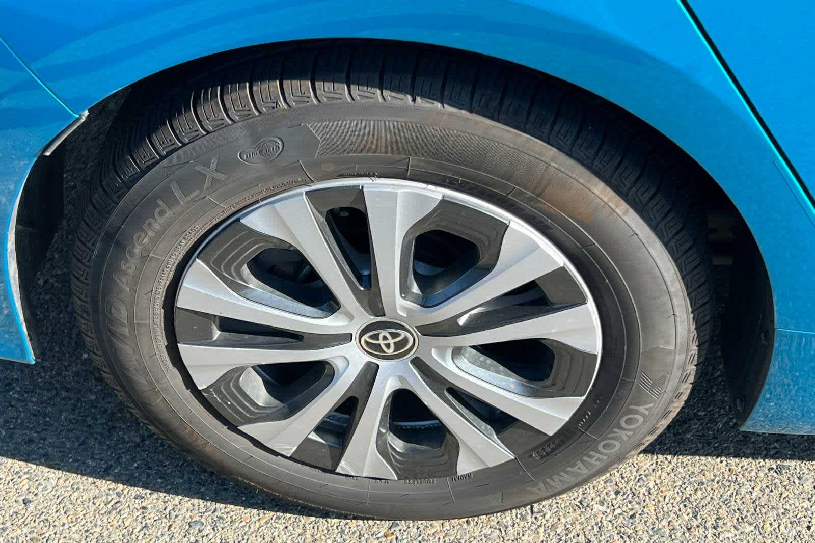 Thumbnail: 2021 Toyota Prius Prime - 13