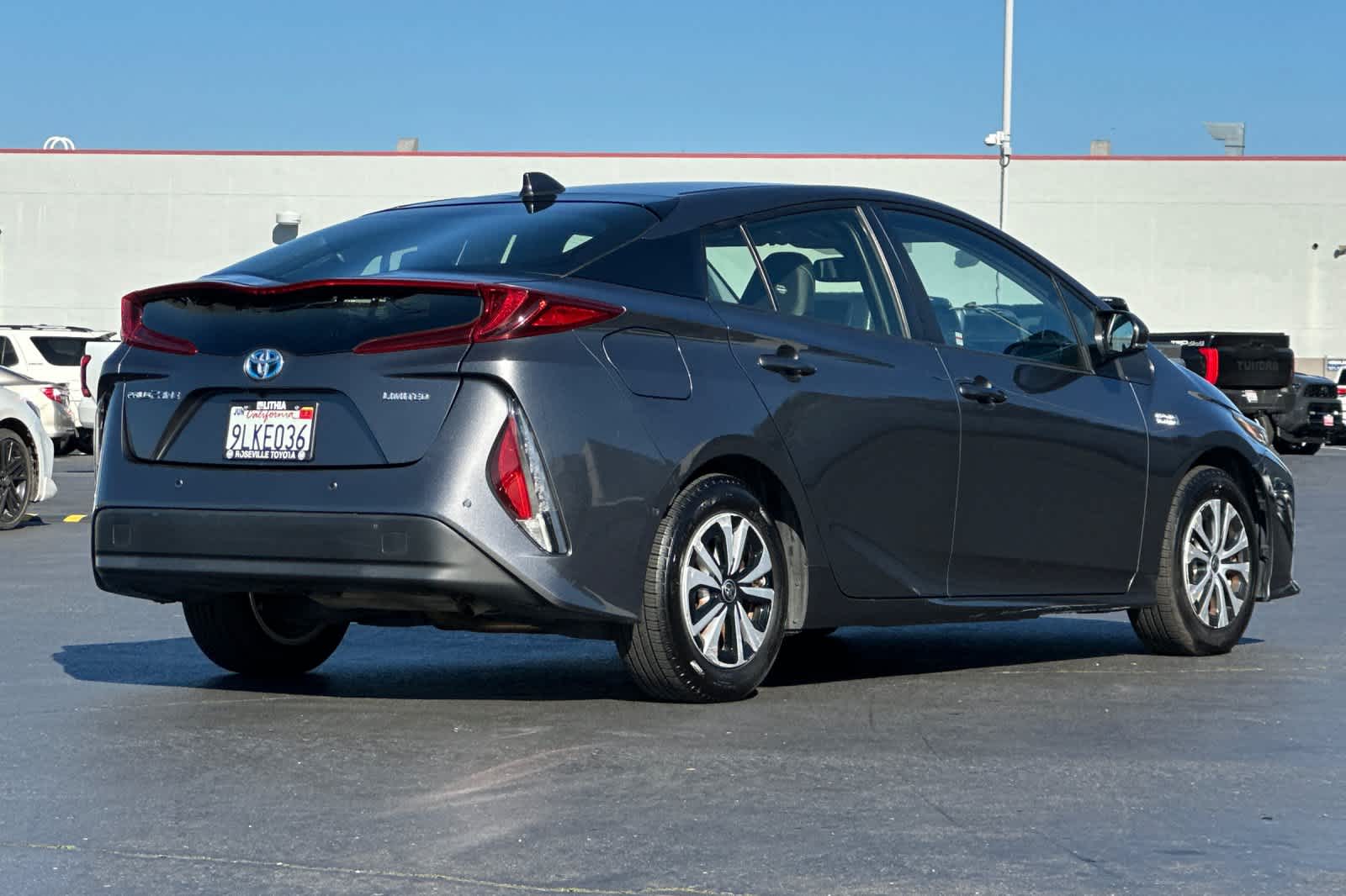 Thumbnail: 2021 Toyota Prius Prime - 2