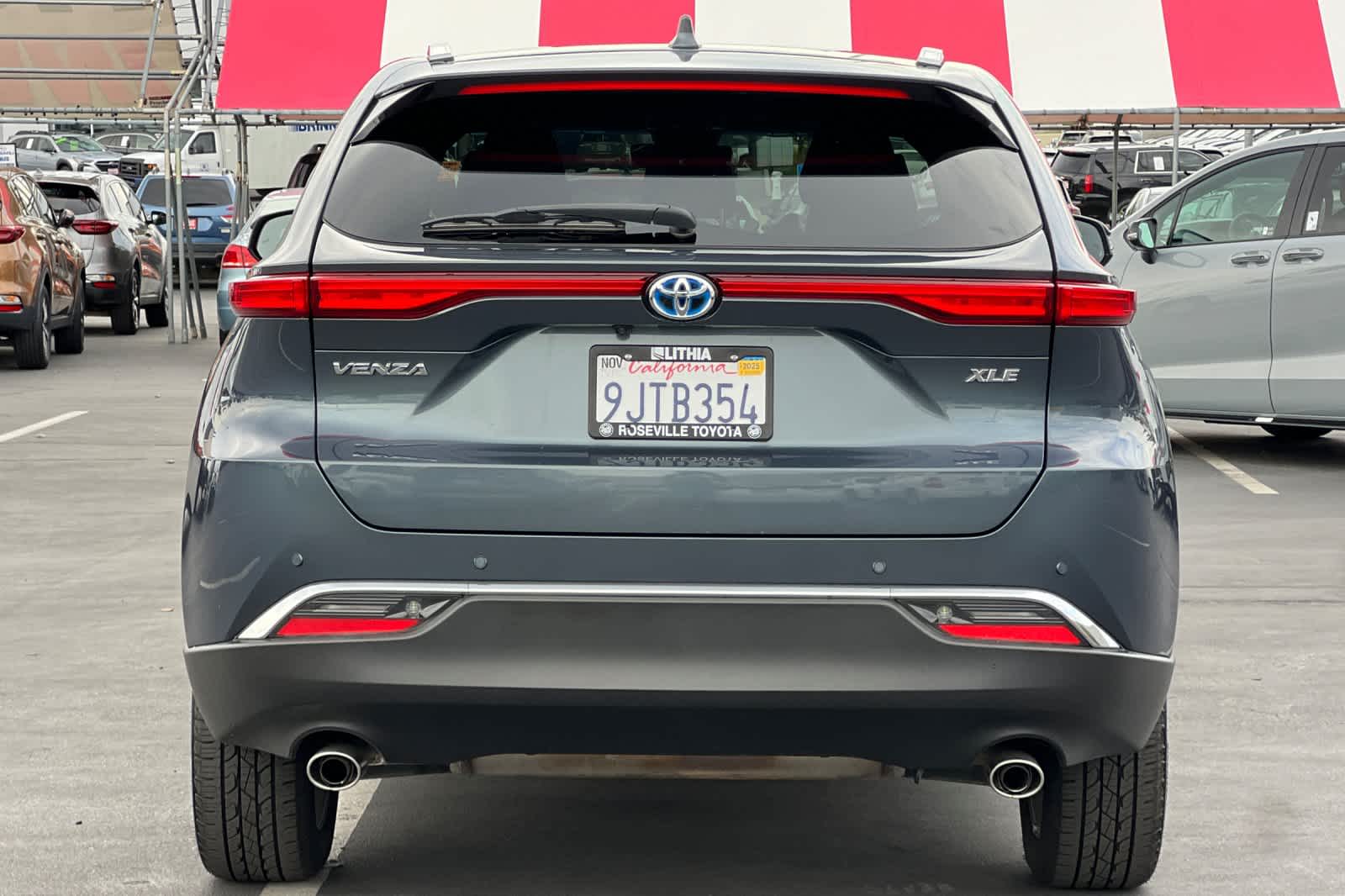 Thumbnail: 2024 Toyota Venza - 8