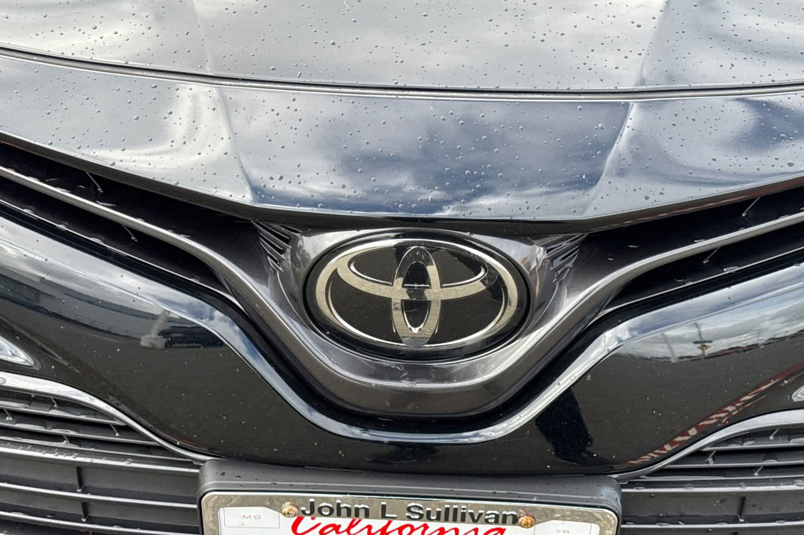 Thumbnail: 2018 Toyota Camry - 10