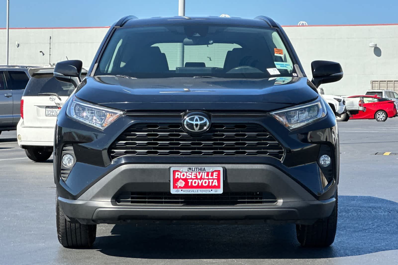 Thumbnail: 2021 Toyota RAV4 - 10