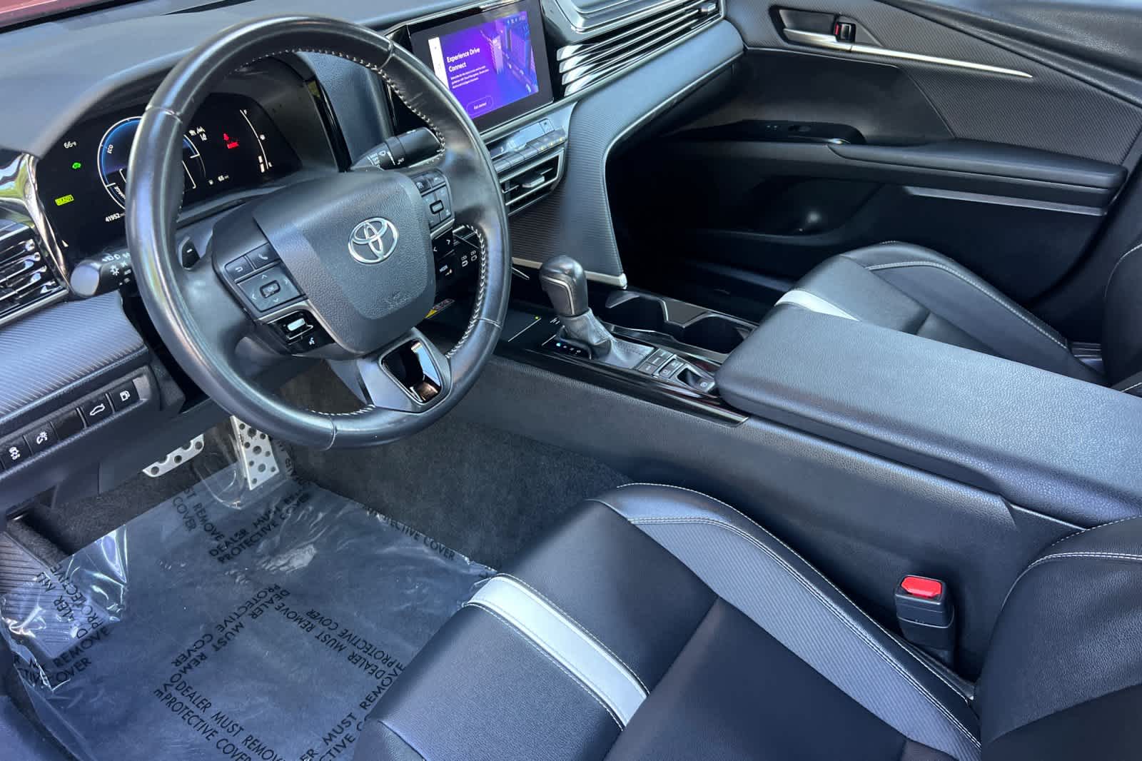 Thumbnail: 2025 Toyota Camry - 11